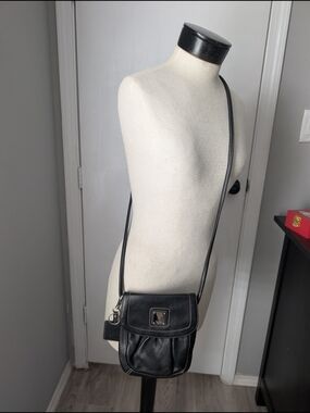 Tignanello Black Leather Crossbody Messenger Bag